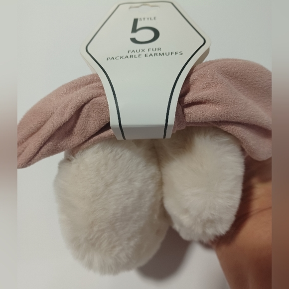 unbranded Other - Faux Fur Packable Earmuffs - Pink and White